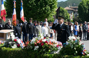 Cérémonie d'hommage aux morts pour la France en Indochine